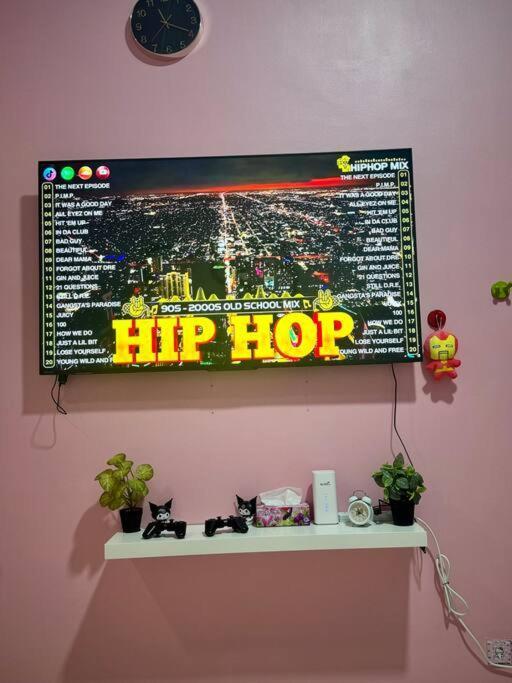 Hello Kitty Homestay - Cameron Highlands - Spacious Studio - Perfect For Families - Sleeps 4 And Baby Танах-Рата Экстерьер фото
