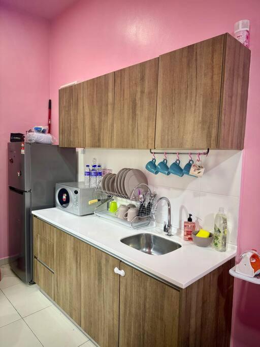Hello Kitty Homestay - Cameron Highlands - Spacious Studio - Perfect For Families - Sleeps 4 And Baby Танах-Рата Экстерьер фото